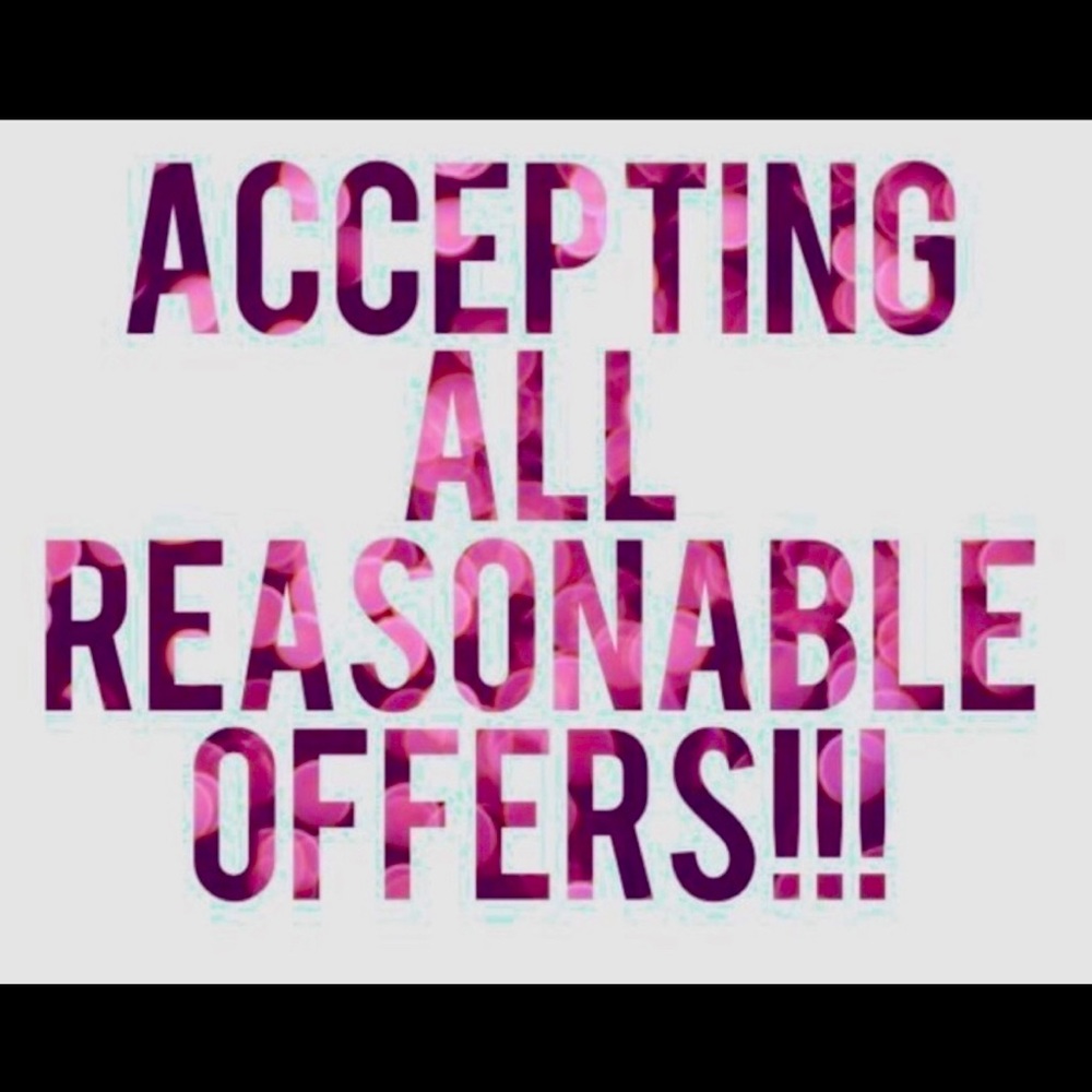 💕I Accept Most Offers💕